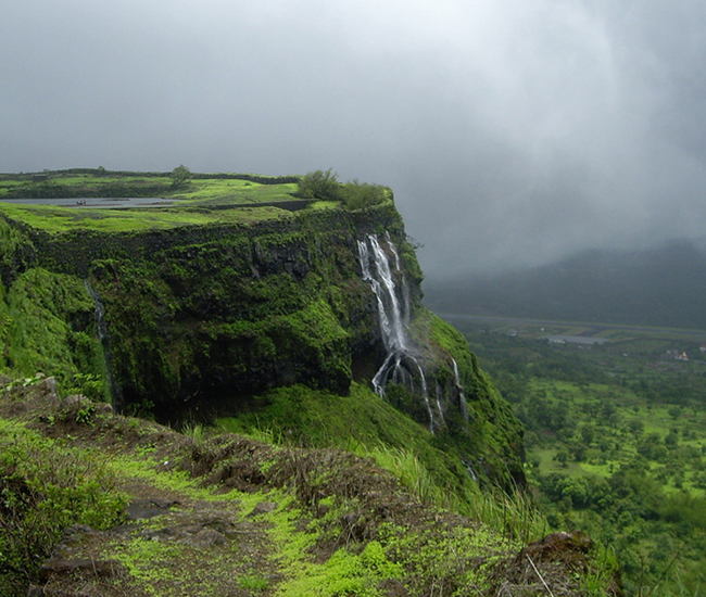 honeymoon-tours-lonavala